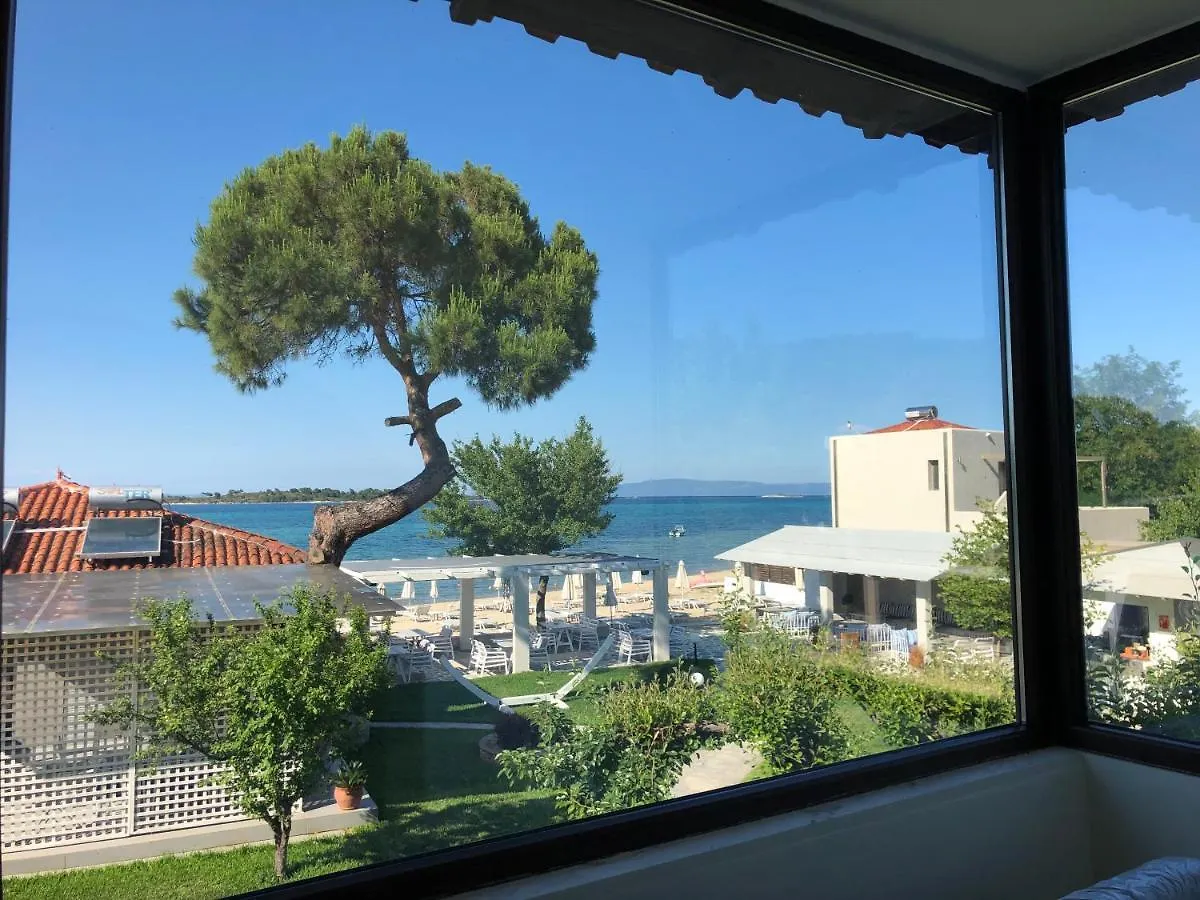 Zinozis Beach Apartments 沃尔沃罗
